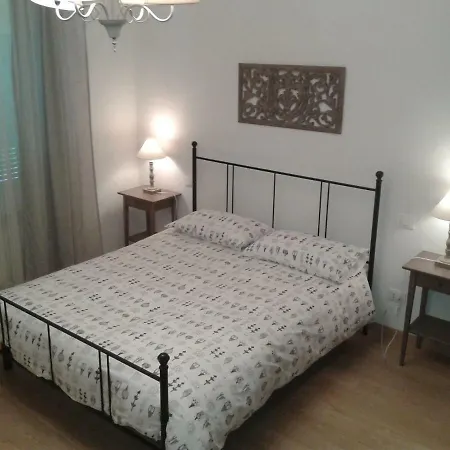 アパート La Pineta